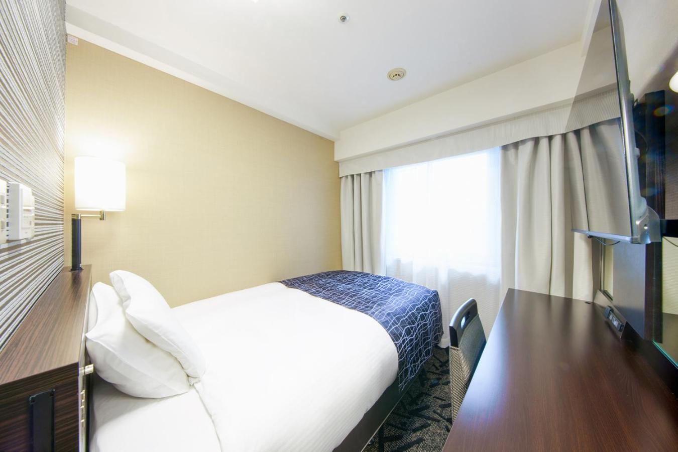 Apa Hotel Midosuji Hommachi Ekimae Osaka Exteriör bild