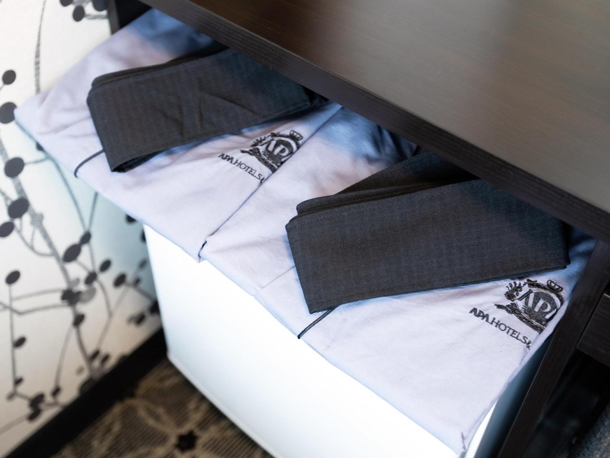 Apa Hotel Midosuji Hommachi Ekimae Osaka Exteriör bild